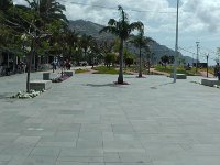 S2380030  Promenade sur la grande avenue de Funchal