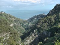 S2380052  Expédition en Land Rover sur la côte sud-est dans la montagne
