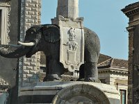 S2670115  Liotru-éléphant