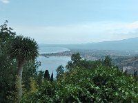 S2680074  Vue de Taormine du théâtre Gréco-romain